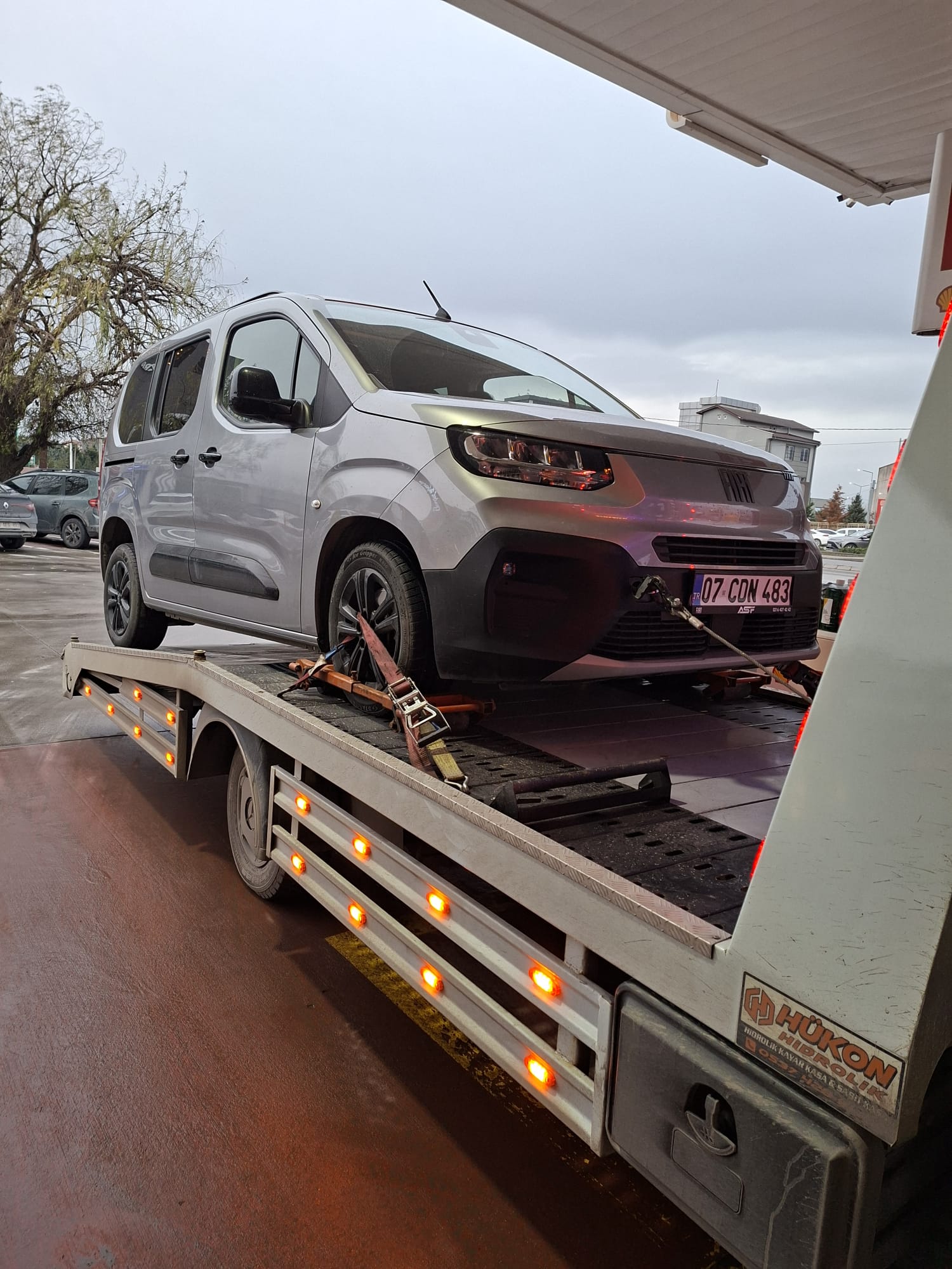 Şanzıman Kilitlenmesinde 4 Aparatlı Çekici Kurtarma Yöntemi