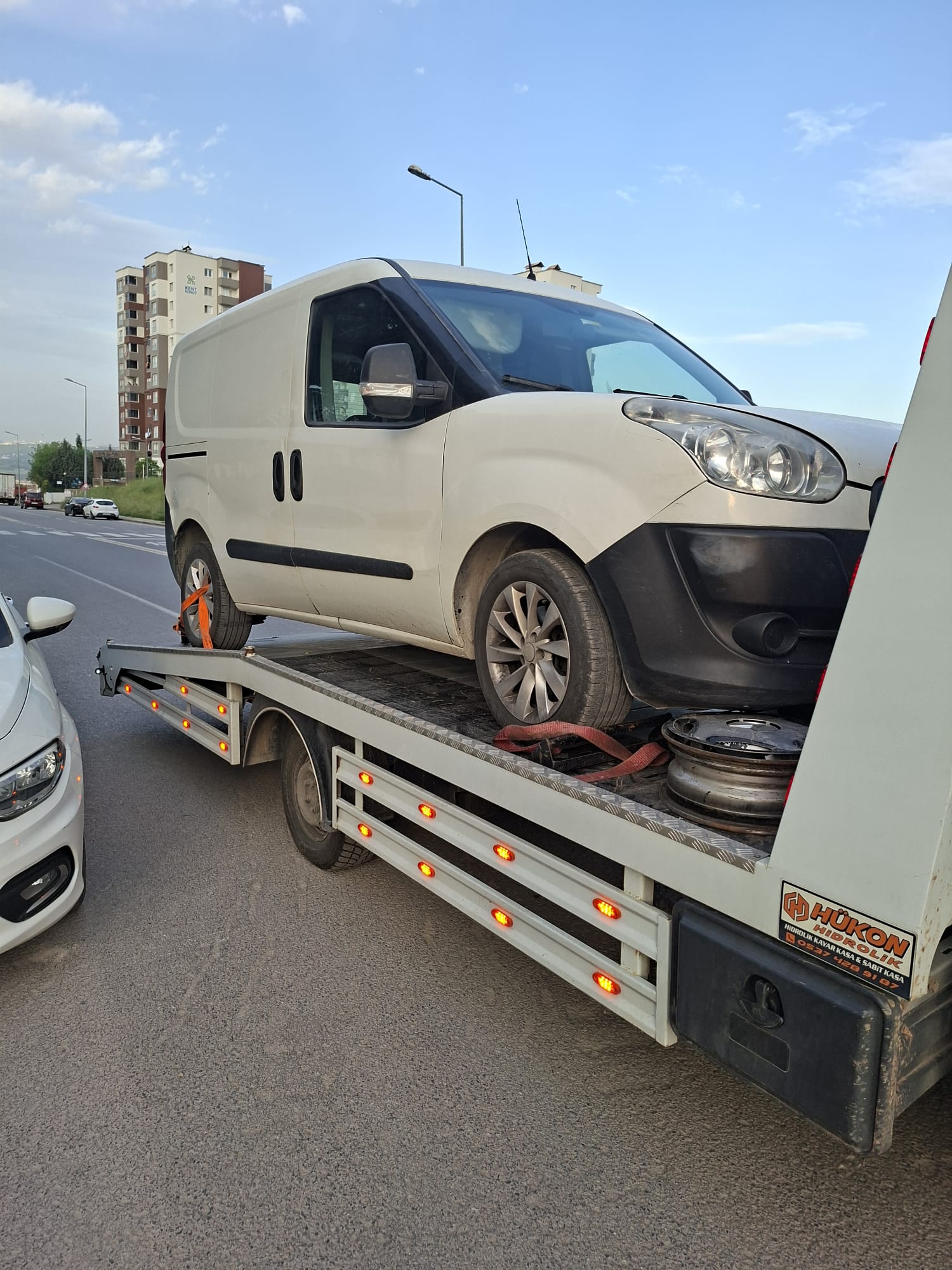 Triger Kayışı Koparsa Ne Olur? Çekici Çağırmak Şart Mı?
